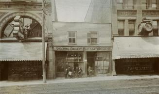 Yonge Street, King to Queen Streets, west side, between Richmond & Queen Streets West