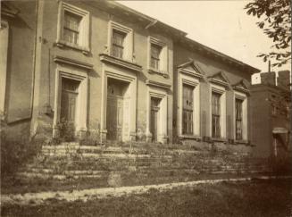Parliament Buildings (1832-1893), showing centre of front