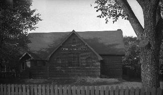 Eglinton Presbyterian Church (1909-1922), St. Clement's Avenue, north side, west of Yonge Stree ...