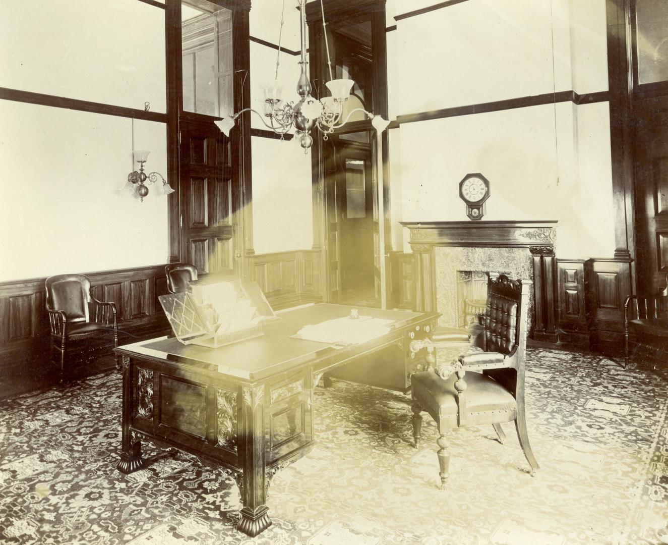 Parliament Buildings (1893), Interior, premier's departmental office