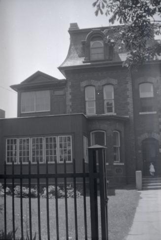 East End Day Nursery, River St