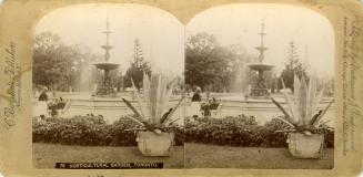 Allan Gardens, fountain