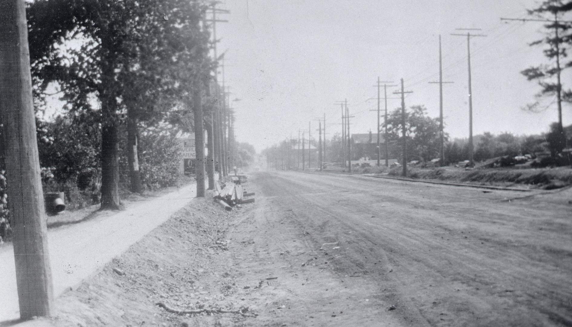 Yonge Street looking south from Bedford Park Avenue. Image shows a street view with some trees  ...