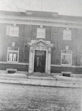 Bank of Montreal; Yonge Street and Roselawn Branch, Yonge Street, southwest corner of Roselawn  ...