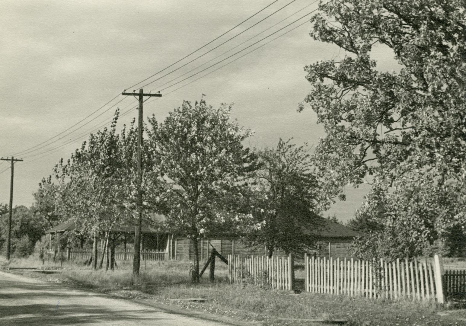 Royal York Road., east side, north of Dundas Street West