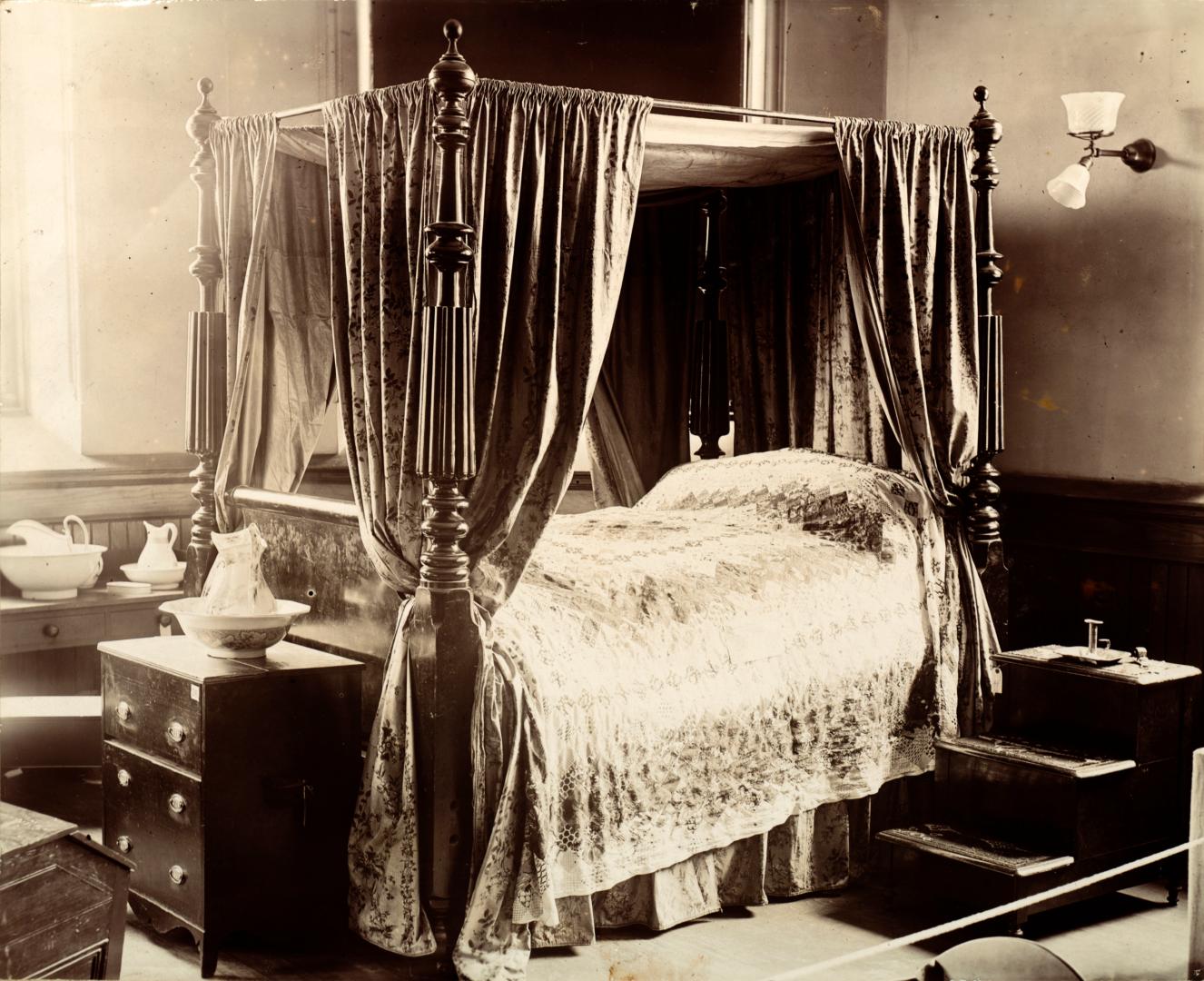 Canadian Historical Exhibition, 1899, Victoria College, bed, owned by Mrs