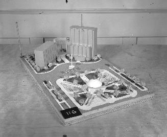 Cimini entry, City Hall and Square Competition, Toronto, 1958, architectural model