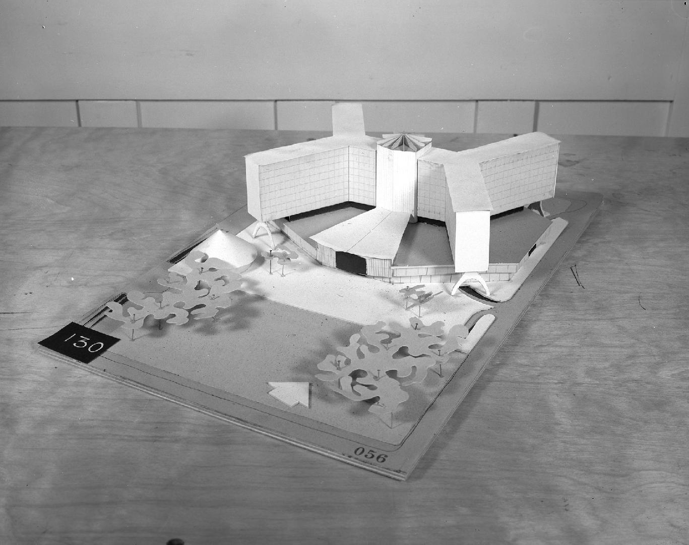 Imre Rosza entry, City Hall and Square Competition, Toronto, 1958, architectural model