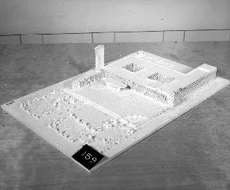 Takayoshi Yoda entry, City Hall and Square Competition, Toronto, 1958, architectural model