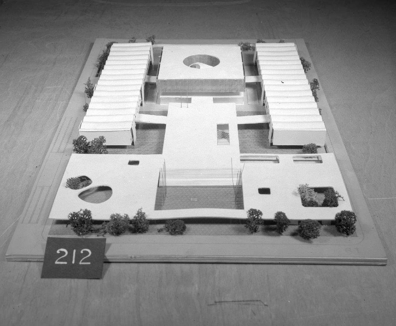 Olindo Grossi entry, City Hall and Square Competition, Toronto, 1958, architectural model