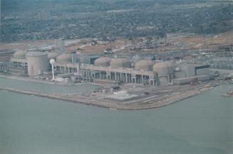 Atom - Power Stations - Canada - Ontario - Pickering - Exterior 1980