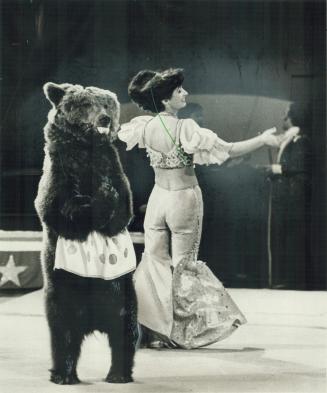 Is this dancing bear at the moscow circus the same one Gary Lautens saw on his trip to the Soviet Union? His children wouldn't ask, his son liked the lady better