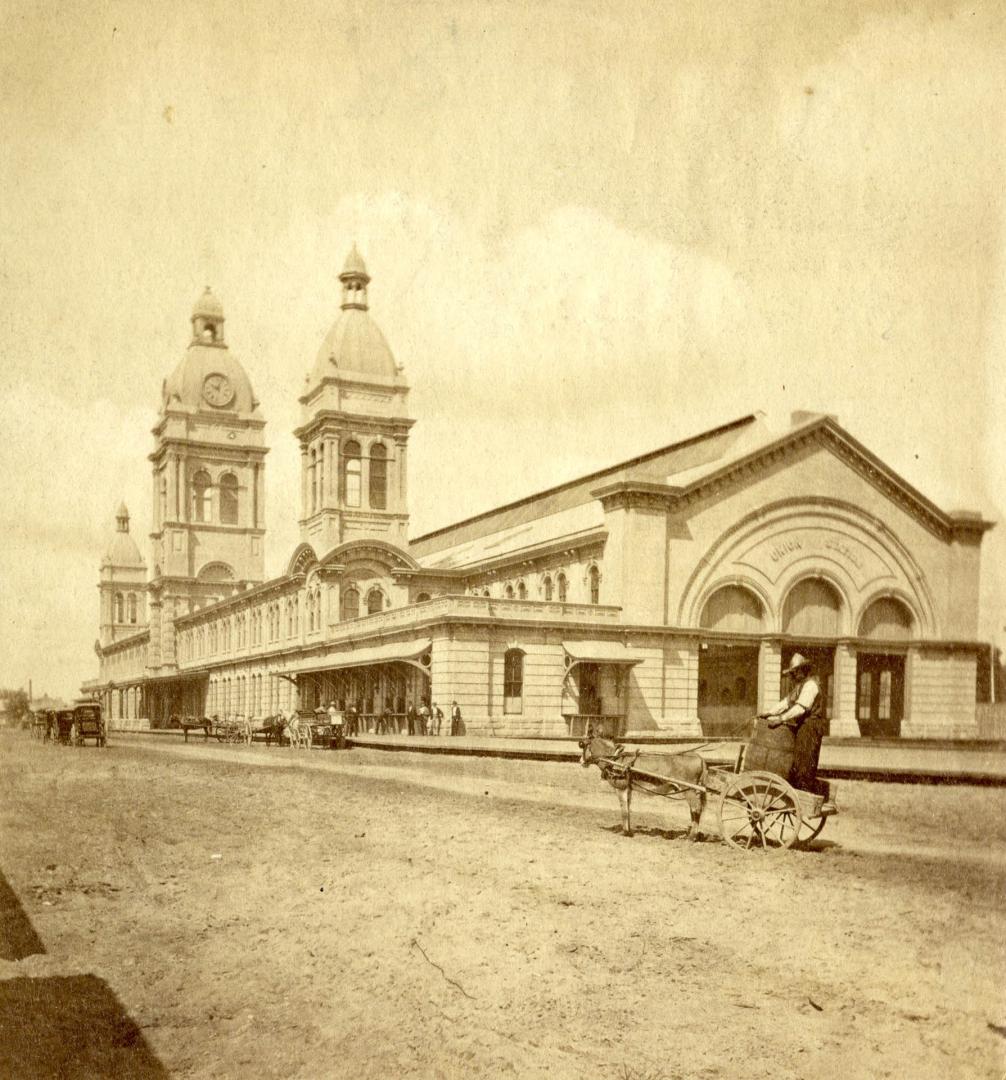 Image shows a Union station building from the outside.