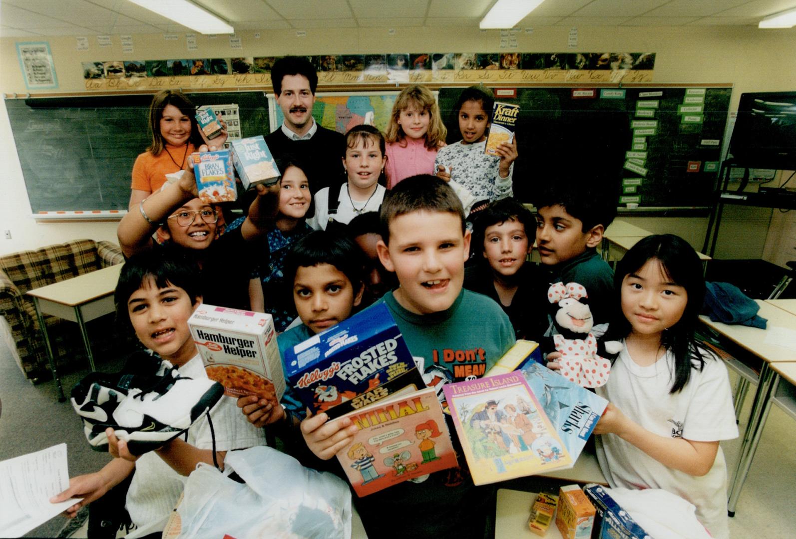 Robert J. Lee Public School collect items for flood victims