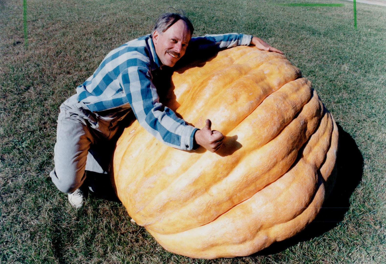 Pumpkin - Farmer Steve Hoult of Whitehurch - Stouffville