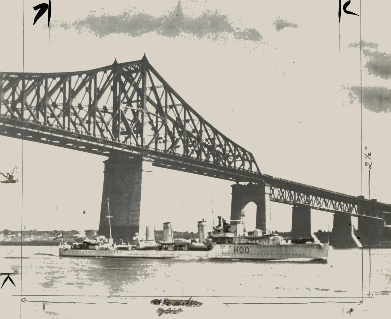 H.M.C.S. Restigouche - Six subs to her Credit. Special to The Star, An Eastern Canadian Port, Sept. 9.- After sinking at least six enemy submarines an(...)